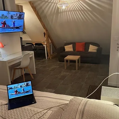 Charmant studio tout confort Cesson Sévigné . Extérieur photo